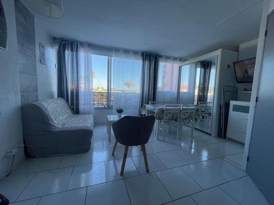Superbe Appartement 6 Personnes Avec Piscine Secteur Richelieu, A 400M De La Plage Et A 650M Du Centre Port Agde Exteriör bild